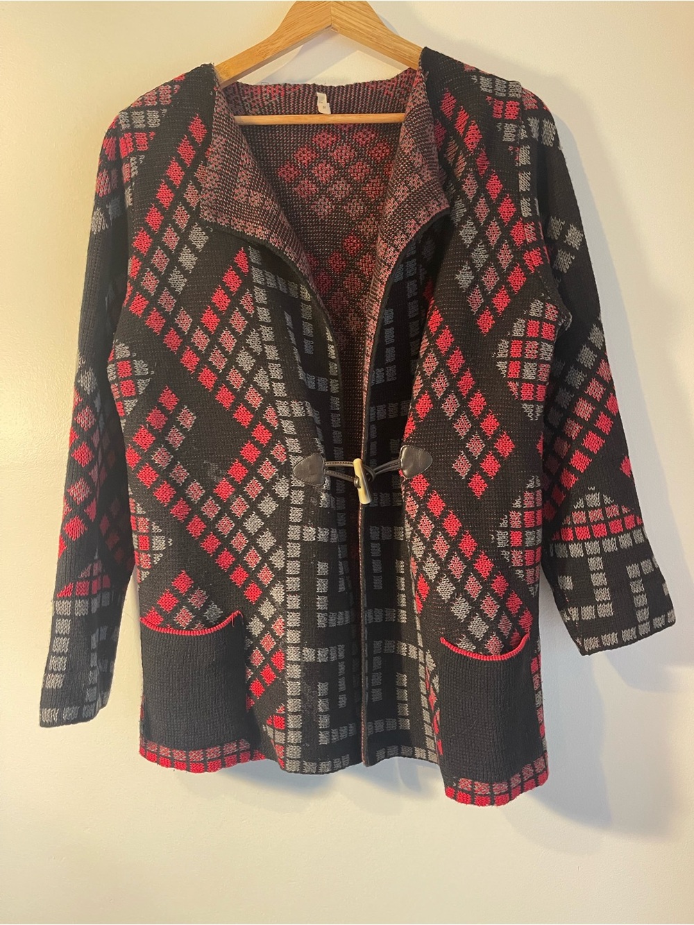 Blue Sky Red Black Gray Geometric Knit Toggle Closure Cardigan Sweater S